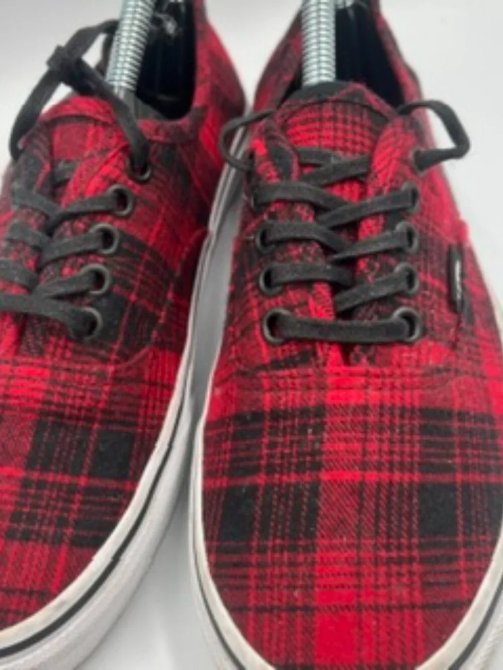 Vans Authentic Flannel Sneakers Unisex W8 M6.5 Red & Black Plaid low top lace up